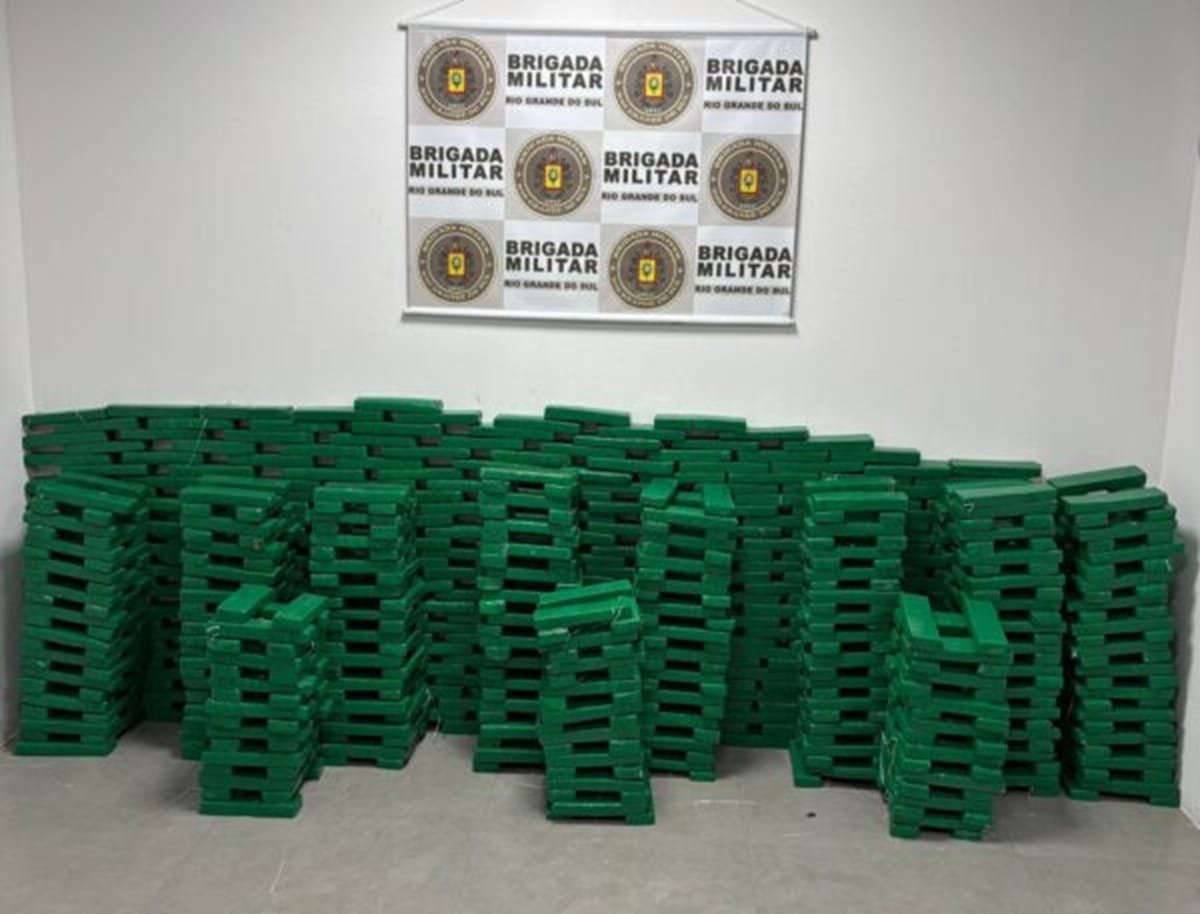 Brigada Militar apreende mais de meia tonelada de maconha em Santo Antônio da Patrulha