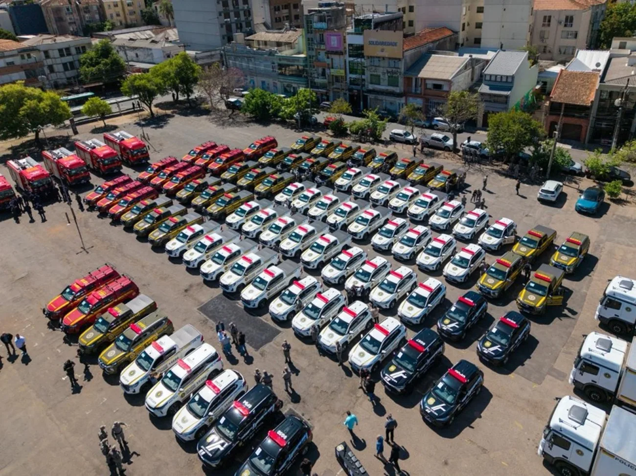 Governo do RS entrega viaturas e equipamentos para segurança pública de 48 municípios 1 Governo do RS entrega viaturas e equipamentos para segurança pública de 48 municípios