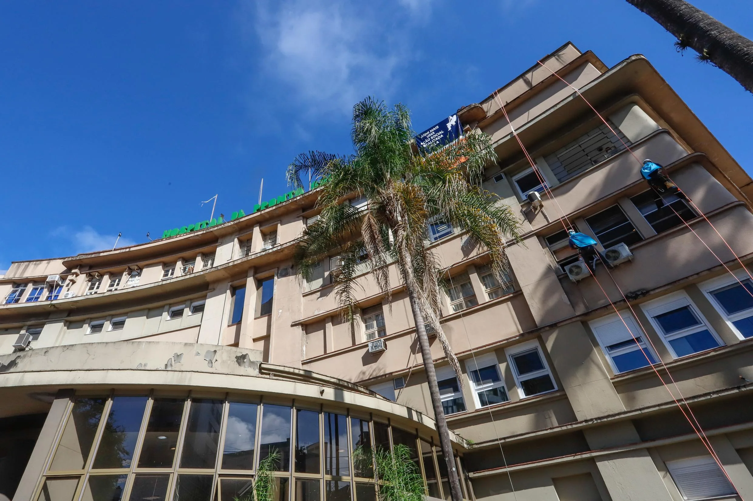 Hospital Pronto Socorro de Porto Alegre faz ação especial de doação de sangue 1 210507 CristineRochol hps SMS 003