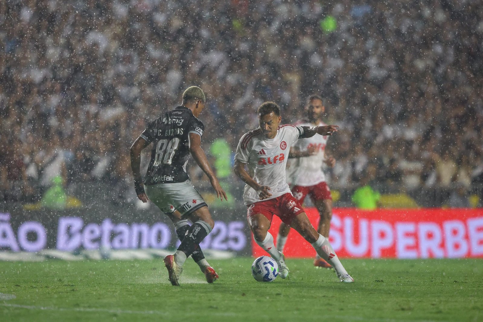 "Hoje, não fomos competitivos", diz Ramón Díaz após Inter ser atropelado pelo Vasco 4 “Hoje, não fomos competitivos”, diz Ramón Díaz após Inter ser atropelado pelo Vasco