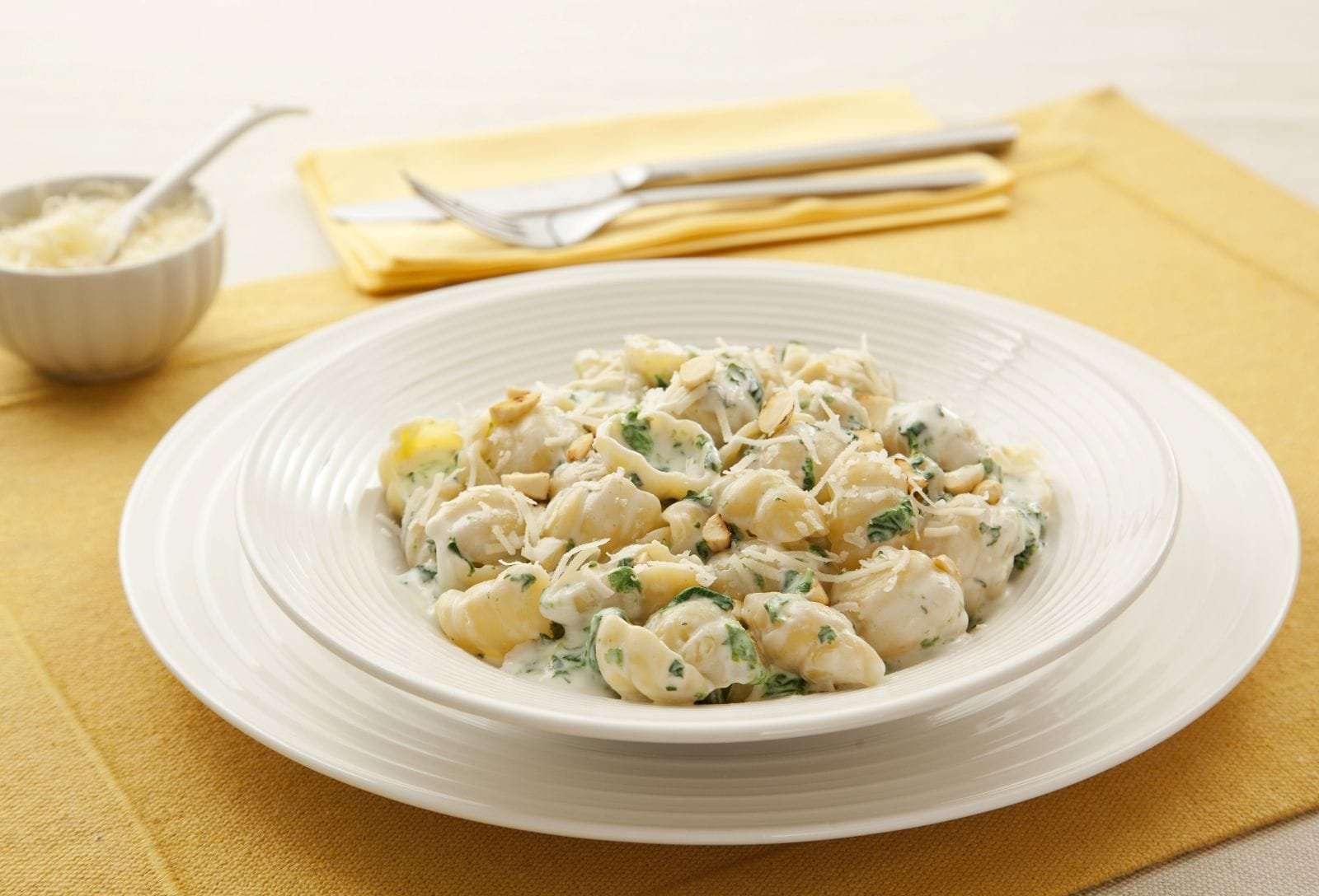 Creme de Espinafre Cremoso e Saboroso: perfeito para massas e nhoques