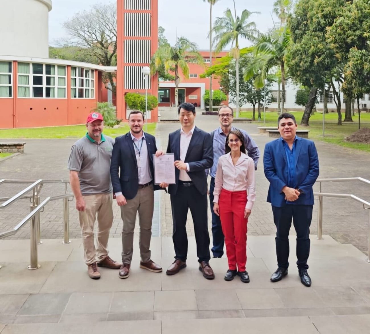 IFRS e universidade chinesa firmam cooperação para pesquisas em agricultura sustentável