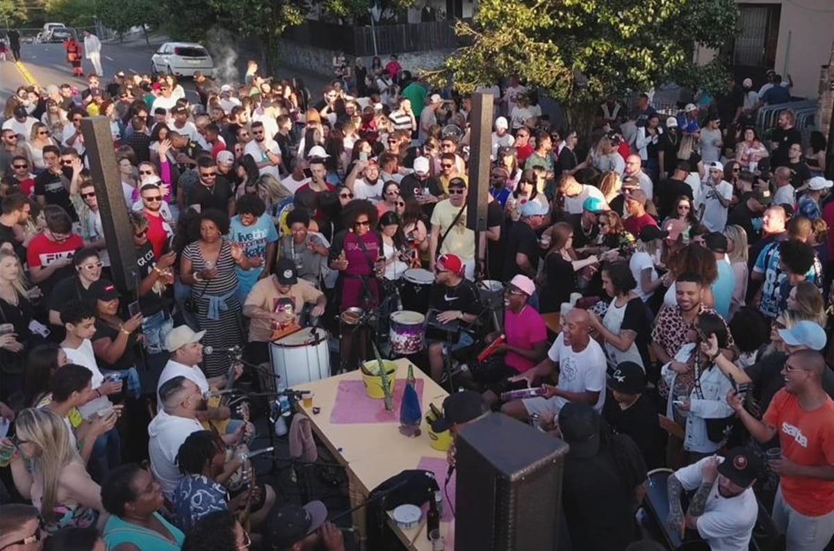 Sarau e roda de samba na rua marcam celebrações do Dia Nacional do Samba em Caxias do Sul
