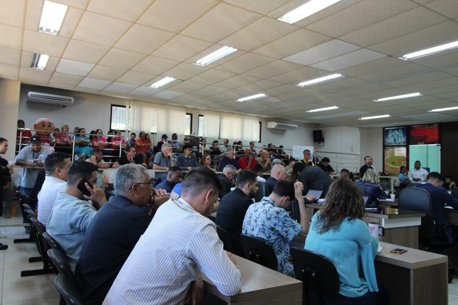 Vereadores aprovam projeto de lei que torna obrigatória declaração de vacinação na matrícula escolar em Viamão 3 Vereadores aprovam projeto de lei que torna obrigatória declaração de vacinação na matrícula escolar em Viamão