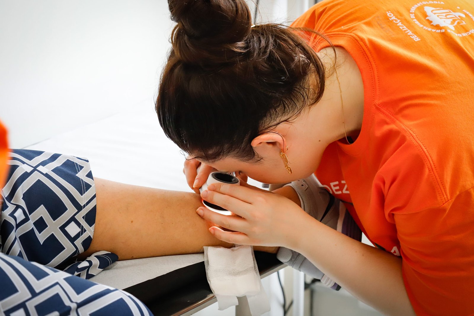 Ação realiza atendimentos gratuitos e orientação dermatológica em Alvorada e outros 3 municípios