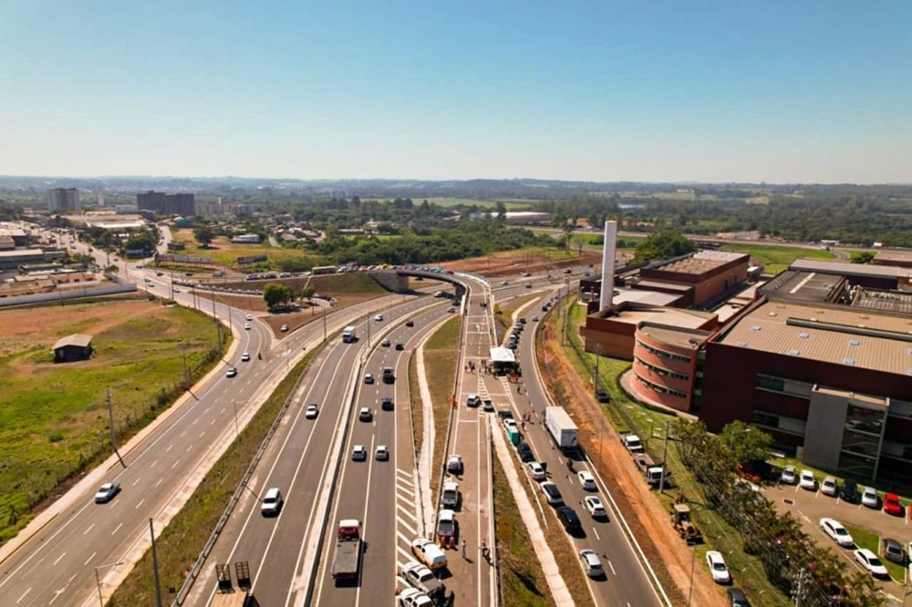 Inaugurado novo viaduto no complexo viário da ERS-118, em Gravataí