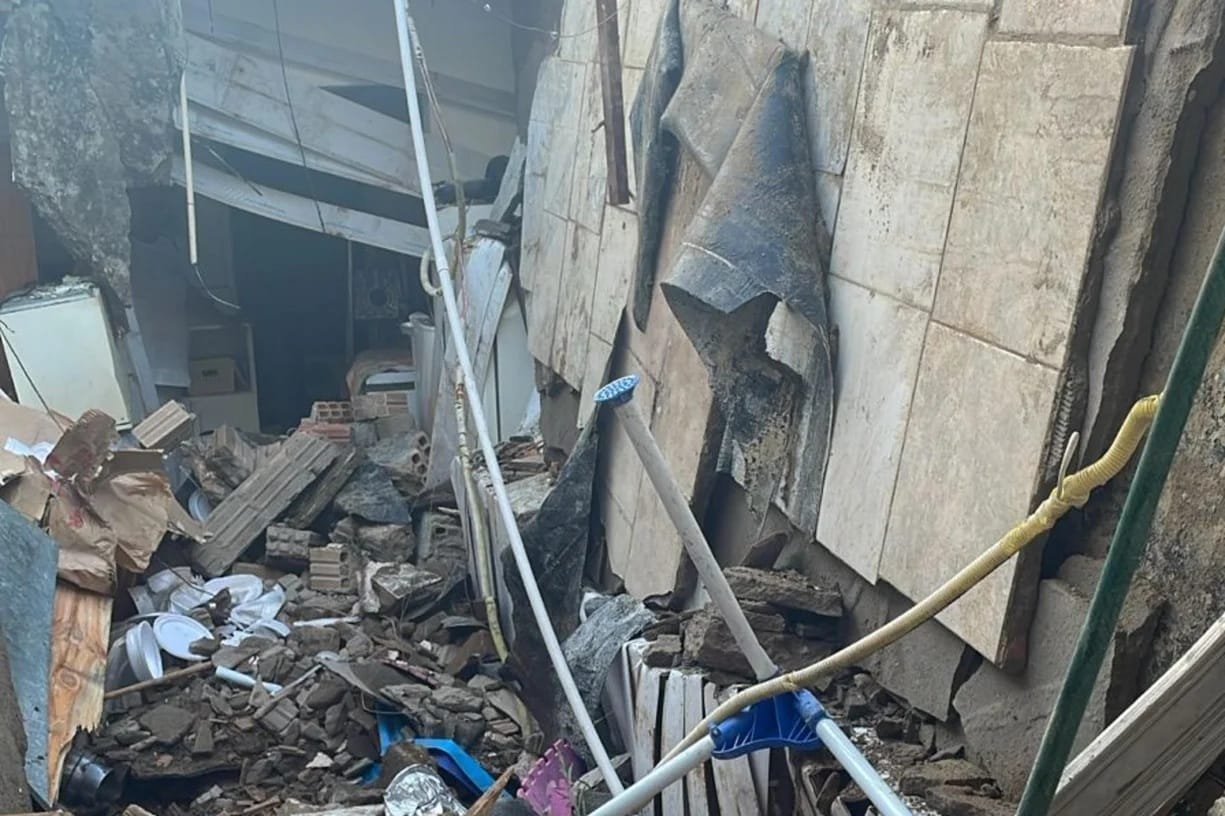 Criança morre e outras duas ficam feridas após laje desabar em Porto Alegre 2 Criança morre e outras duas ficam feridas após laje desabar em Porto Alegre