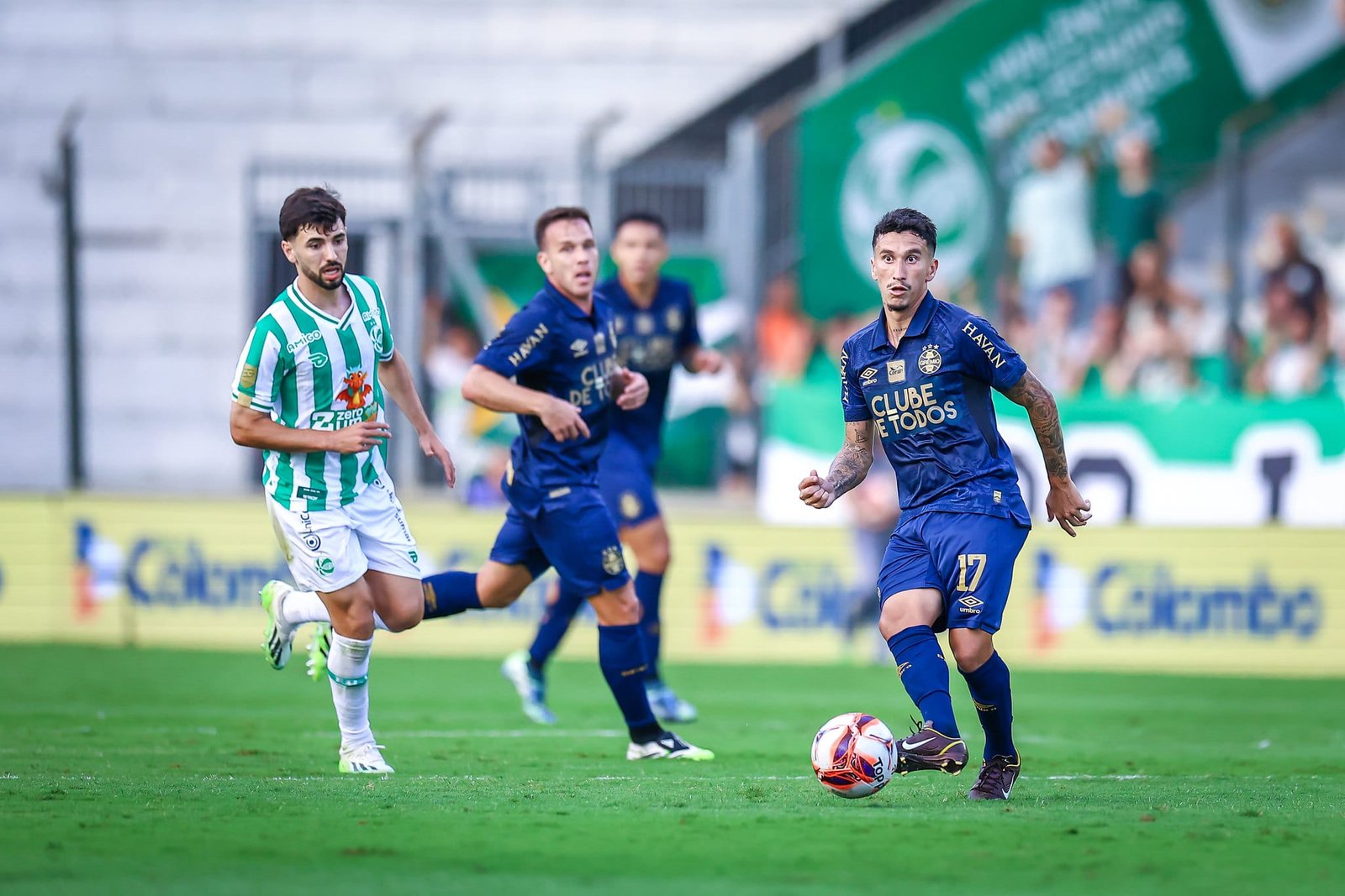“Na segunda parte fomos melhor”, diz técnico do Grêmio após eliminar o Juventude