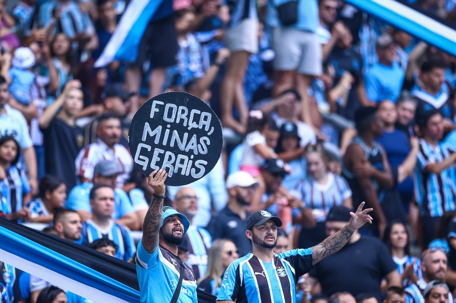 Grêmio e Inter convocam suas torcidas para ajudar vítimas das enchentes em Minas Gerais 1 55121246400 c90a2f860b k