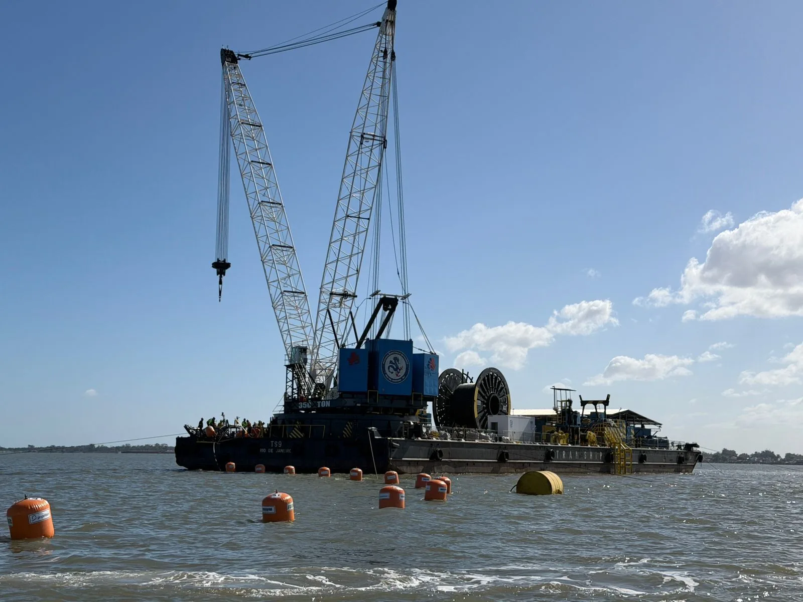 CEEE Equatorial inicia lançamento de cabos subaquáticos entre Rio Grande e São José do Norte 2 CEEE Equatorial inicia lançamento de cabos subaquáticos entre Rio Grande e São José do Norte