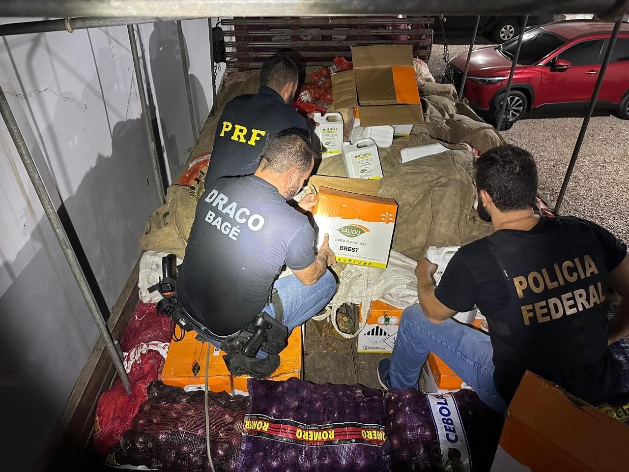 Ação apreende mais de uma tonelada de agrotóxicos ilegais em Bagé