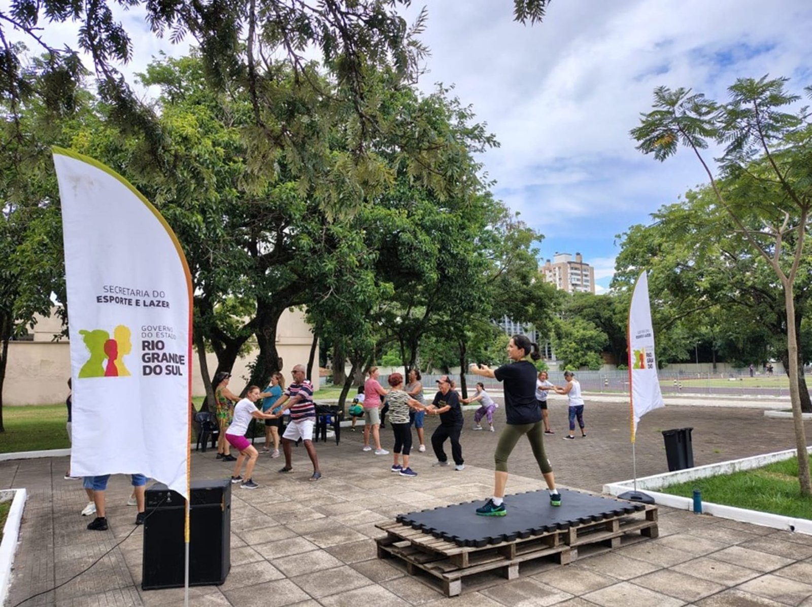 Programa oferece aulas de ginástica gratuitas para o público 60+ em Porto Alegre 