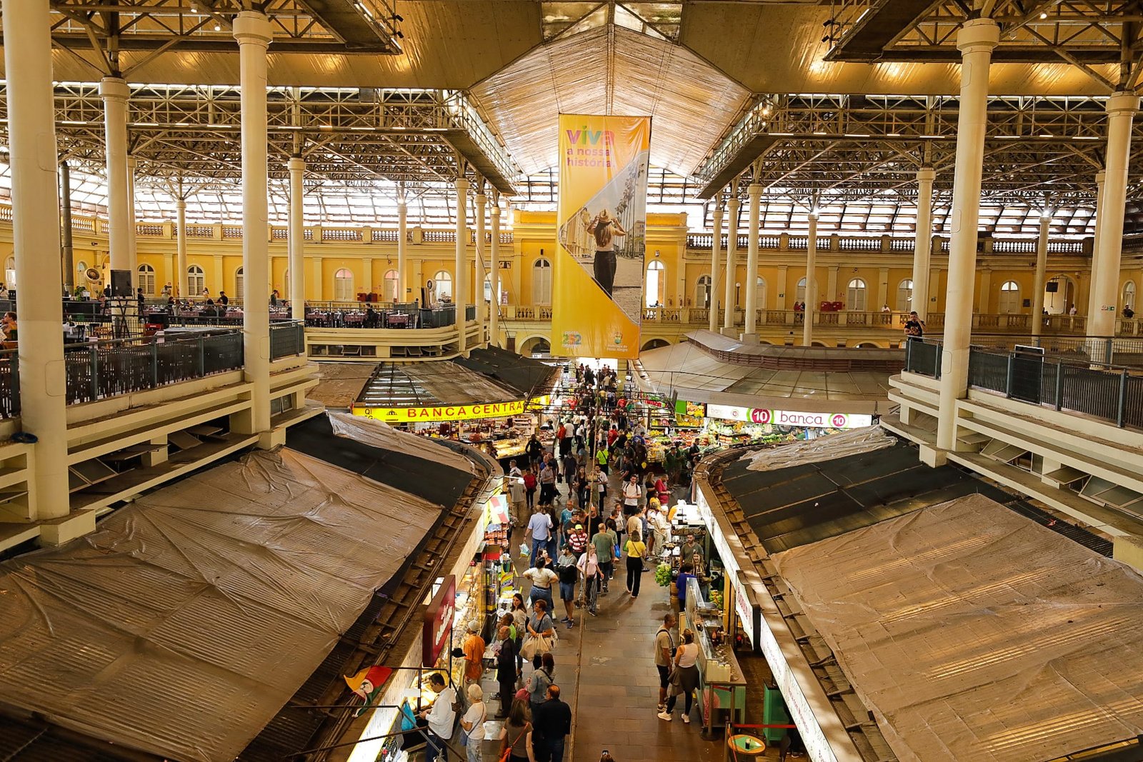 Mercado Público de Porto Alegre tem horários ampliados durante a Semana Santa 2 Mercado Público de Porto Alegre tem horários ampliados durante a Semana Santa