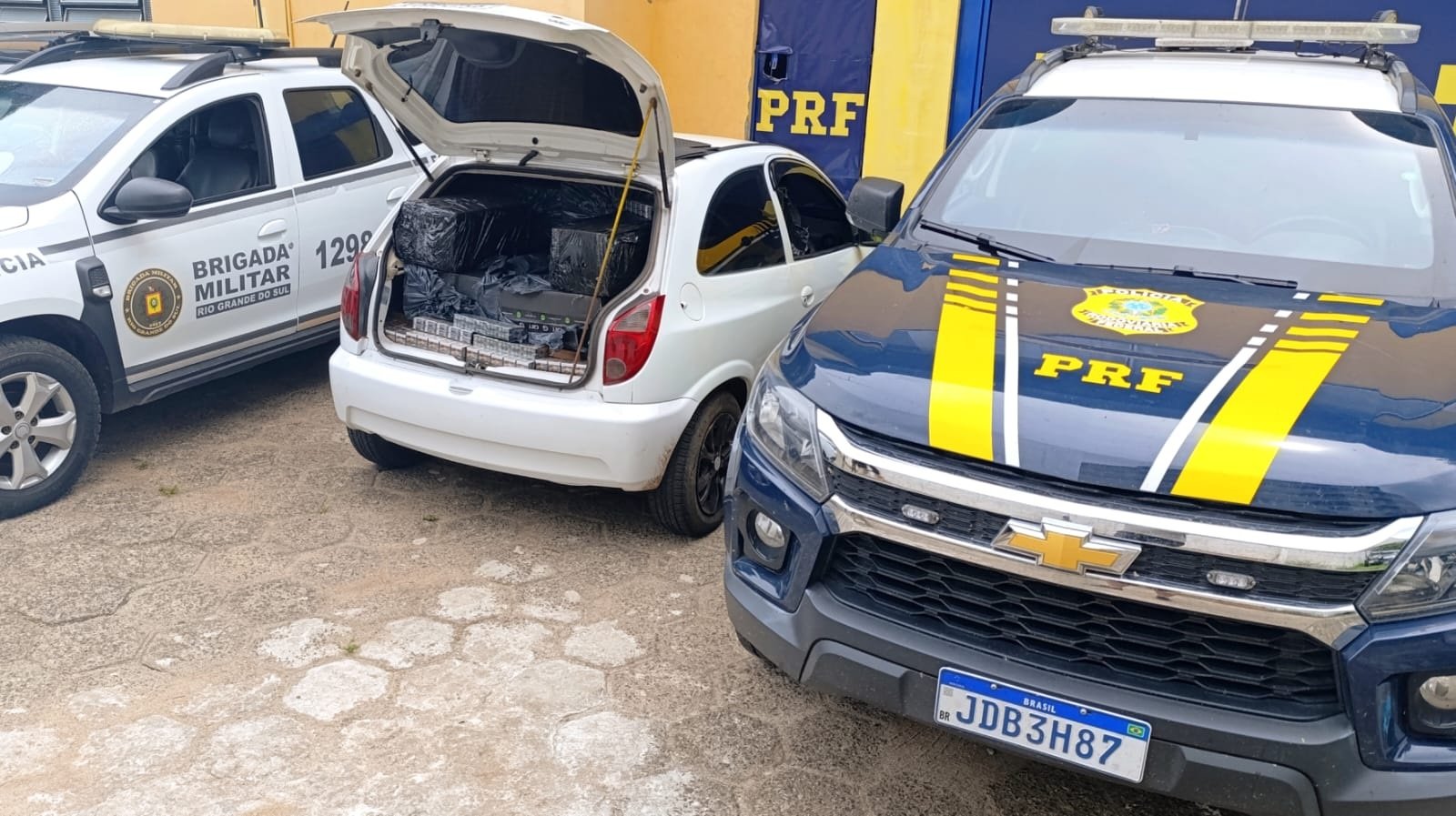 Ação apreende 15 mil maços de cigarros em Santana do Livramento