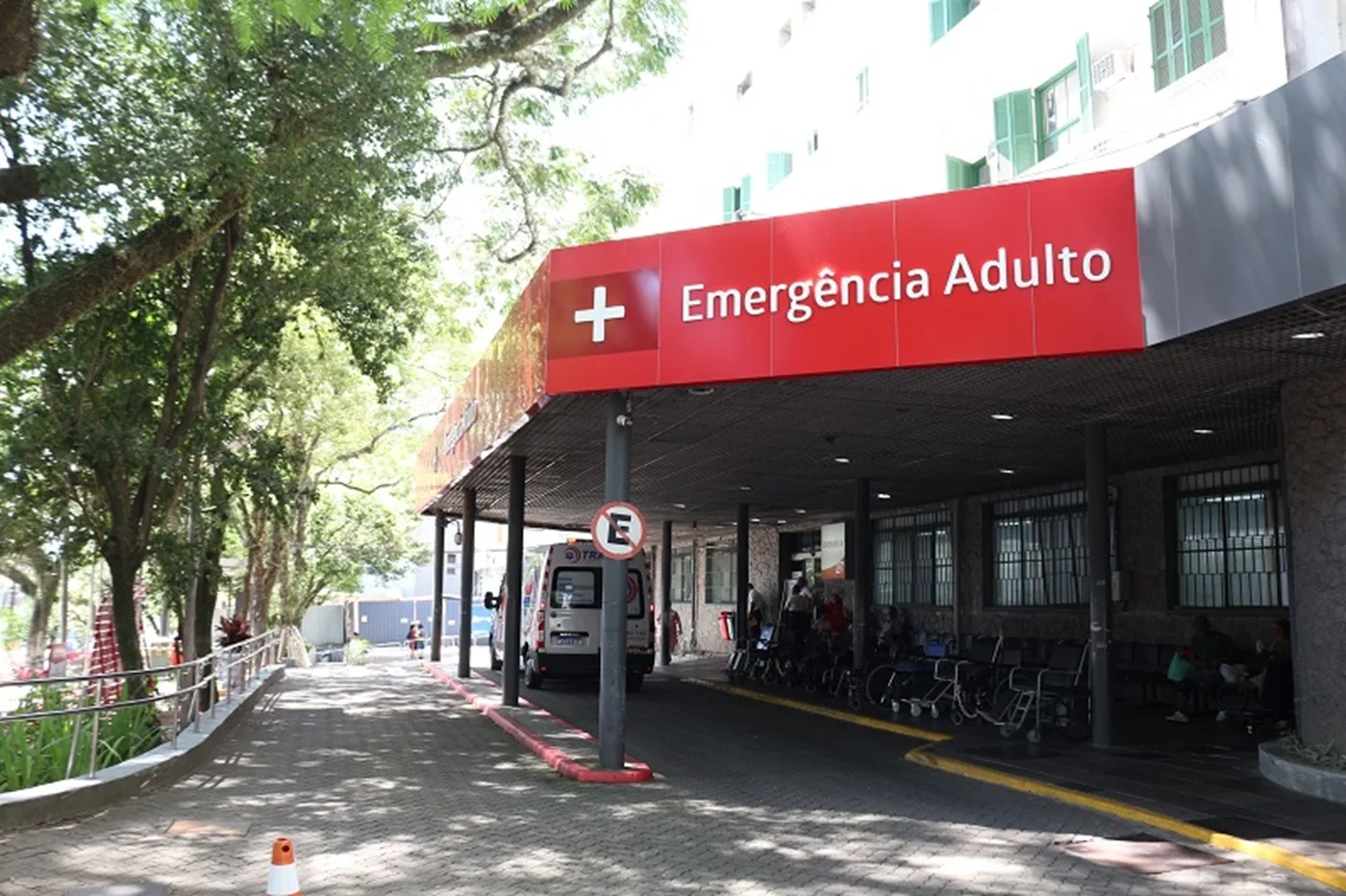Emergência do Conceição e UPA Moacyr Scliar entram em situação crítica e restringem atendimentos em Porto Alegre 2 Emergência do Conceição e UPA Moacyr Scliar entram em situação crítica e restringem atendimentos em Porto Alegre