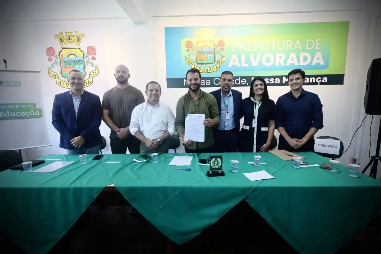 Alvorada avança na implantação de escola cívico-militar 2 Alvorada avança na implantação de escola cívico-militar