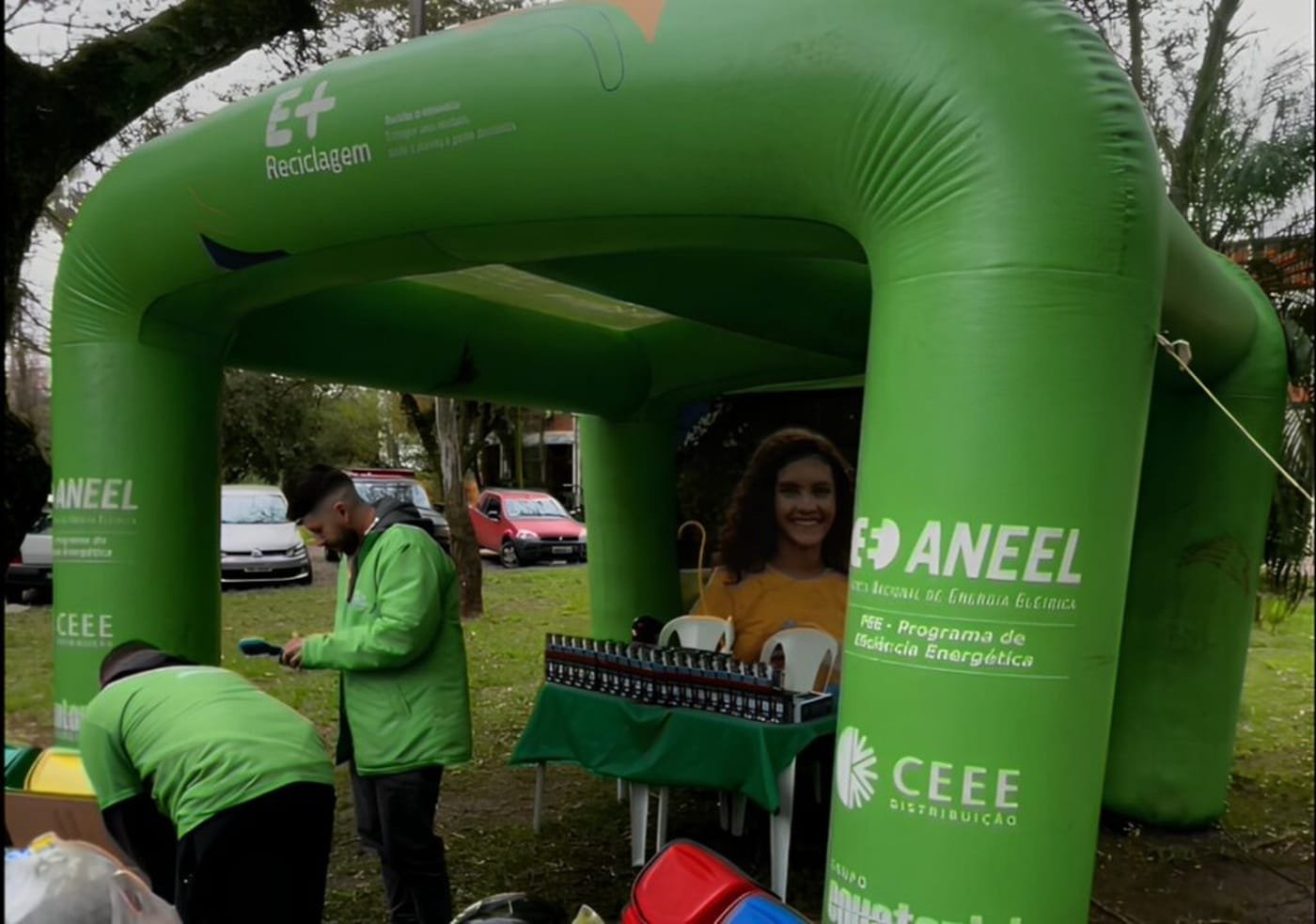 Desconto na conta de Luz: CEEE Equatorial realiza ação do projeto E+ Reciclagem em Porto Alegre