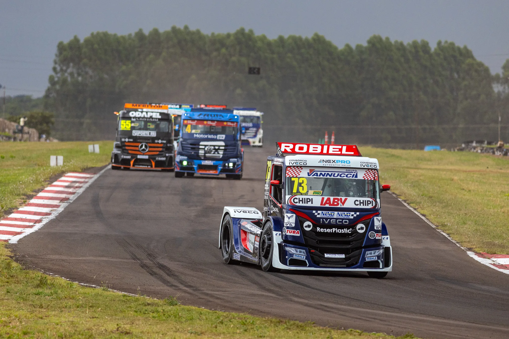 Ação troca óleo de cozinha usado por ingresso para assistir Copa Truck em Santa Cruz do Sul 1 55168226119 485f7f868b k