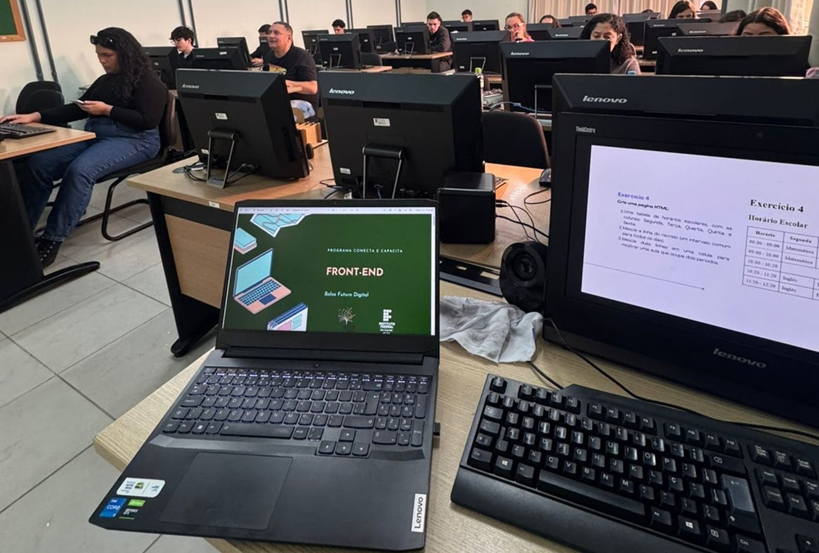 Programa oferece 270 vagas em cursos gratuitos de desenvolvimento de software 3 Programa oferece 270 vagas em cursos gratuitos de desenvolvimento de software