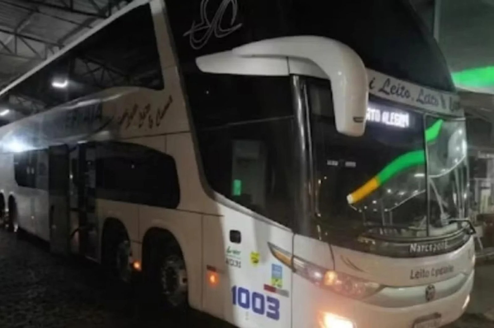 Bombeiro é preso por importunação sexual dentro de ônibus 