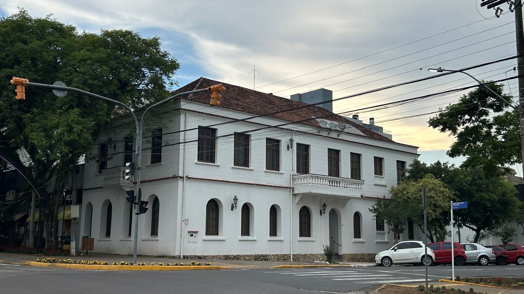 Demolições de prédios históricos chamam atenção em Santa Cruz do Sul