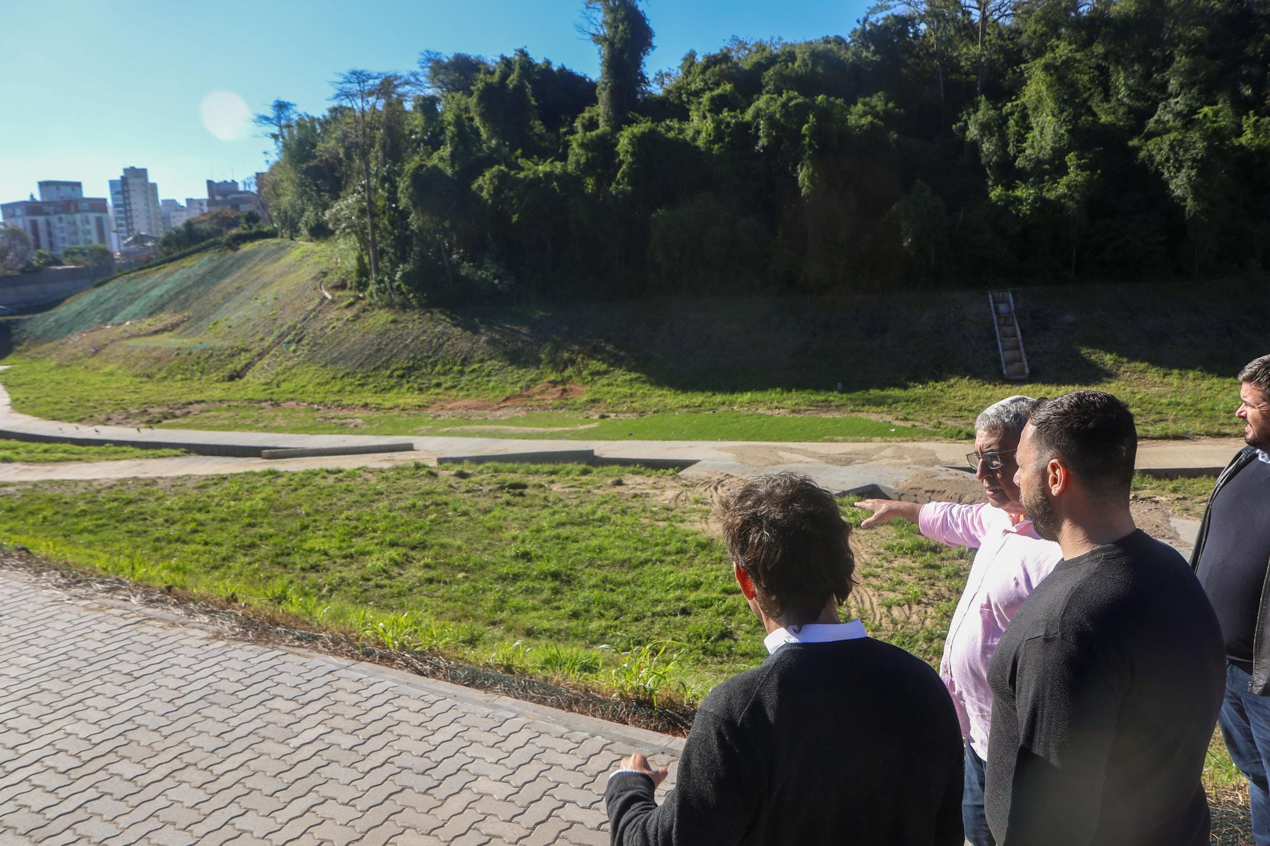 Fim dos alagamentos? Prefeitura de Porto Alegre conclui obra de reservatório na zona Norte