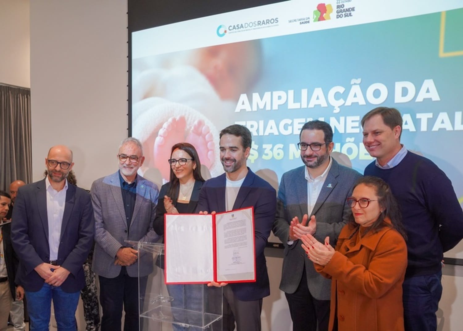 RS amplia teste do pezinho e reforça diagnóstico precoce de doenças raras na rede pública 3 RS amplia teste do pezinho e reforça diagnóstico precoce de doenças raras na rede pública