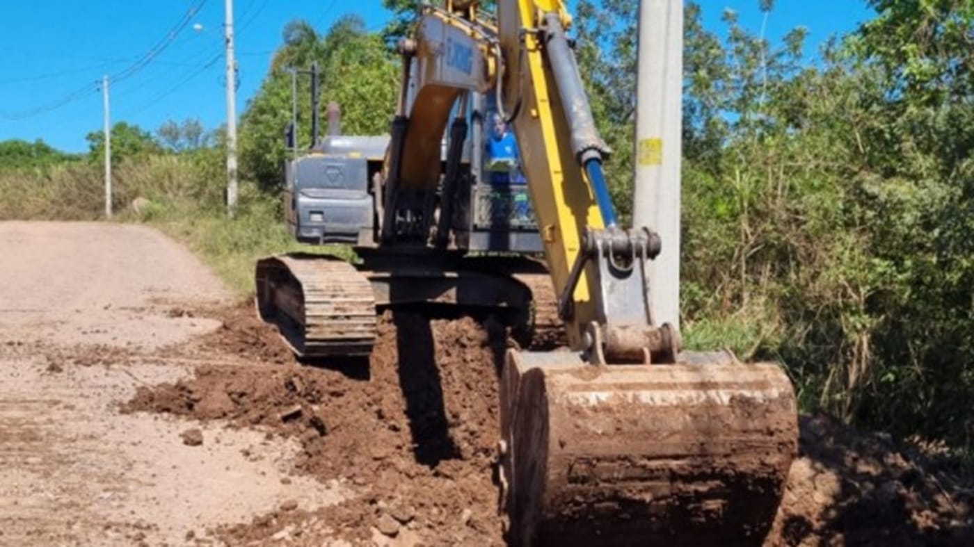 Obras emergenciais bloqueiam trânsito na ERS-437, na Serra 2 Obras emergenciais bloqueiam trânsito na ERS-437, na Serra
