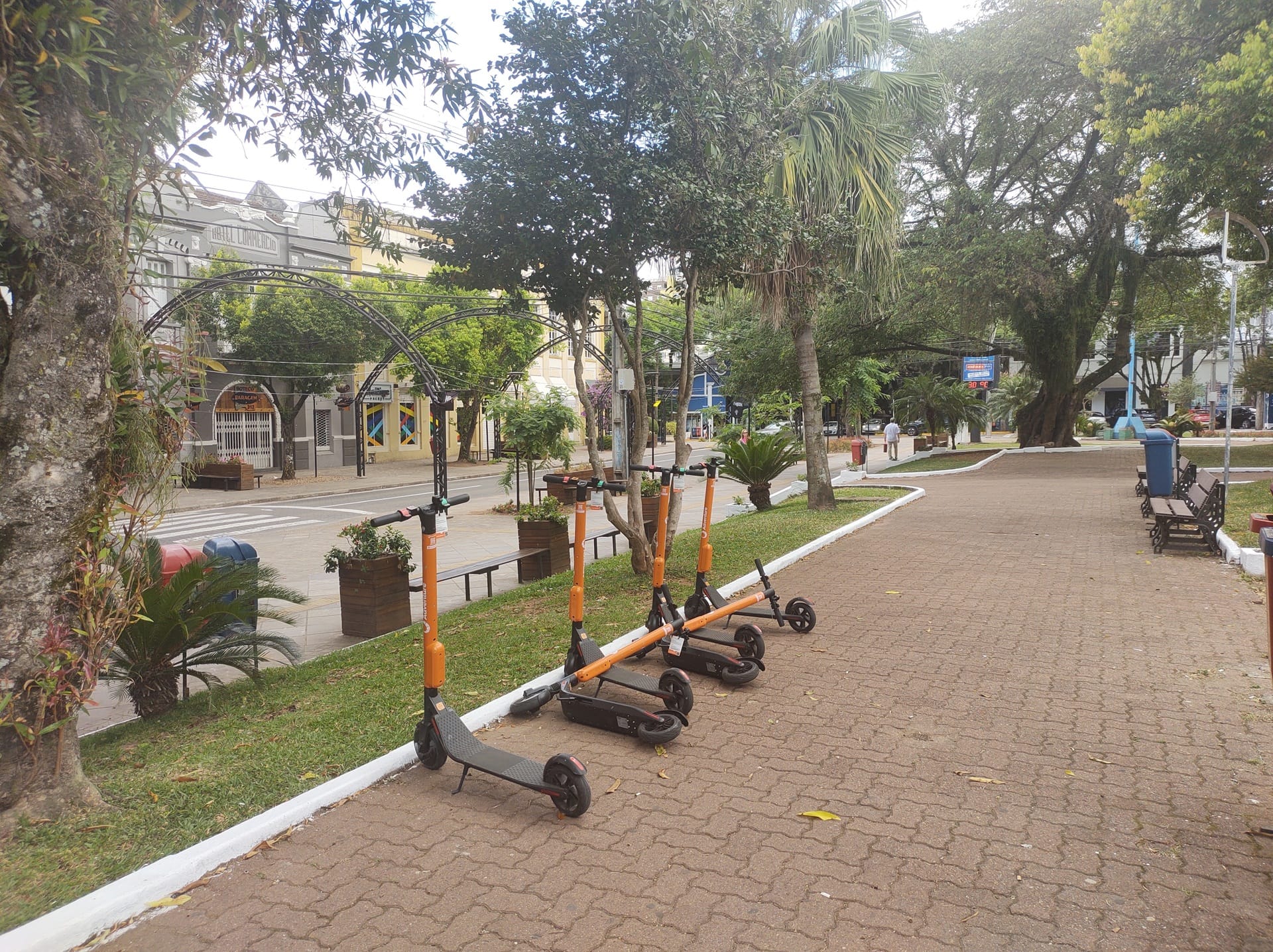 Publicado decreto sobre uso de patinetes elétricos e ciclomotores em Uruguaiana