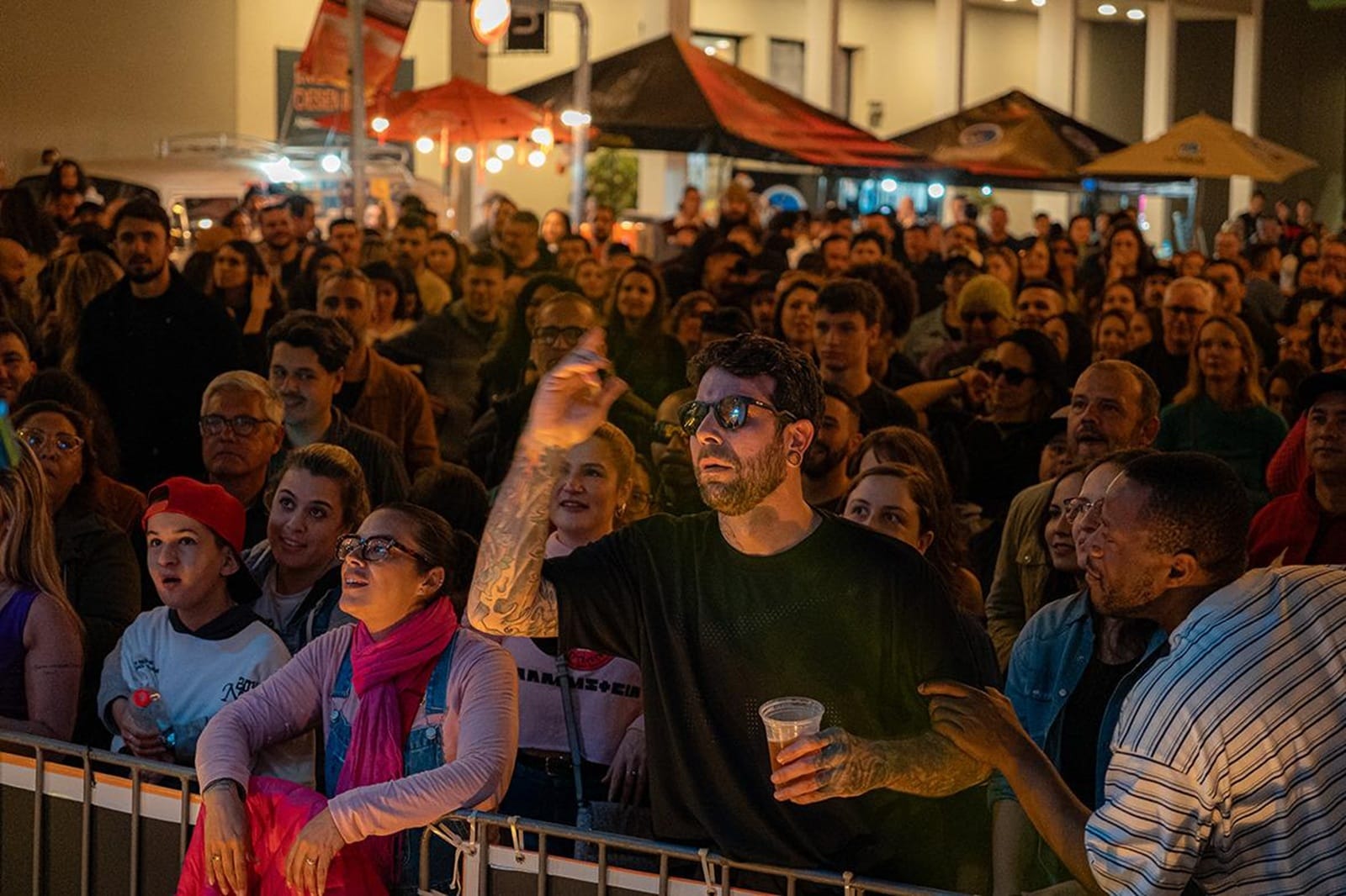 Evento reúne cerveja artesanal, gastronomia e música em shopping de Porto Alegre