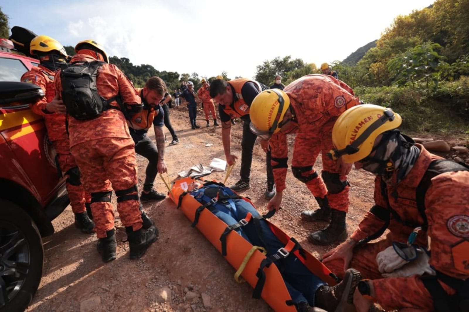 Simulado de deslizamento de terra mobiliza cerca de 450 profissionais em Bento Gonçalves