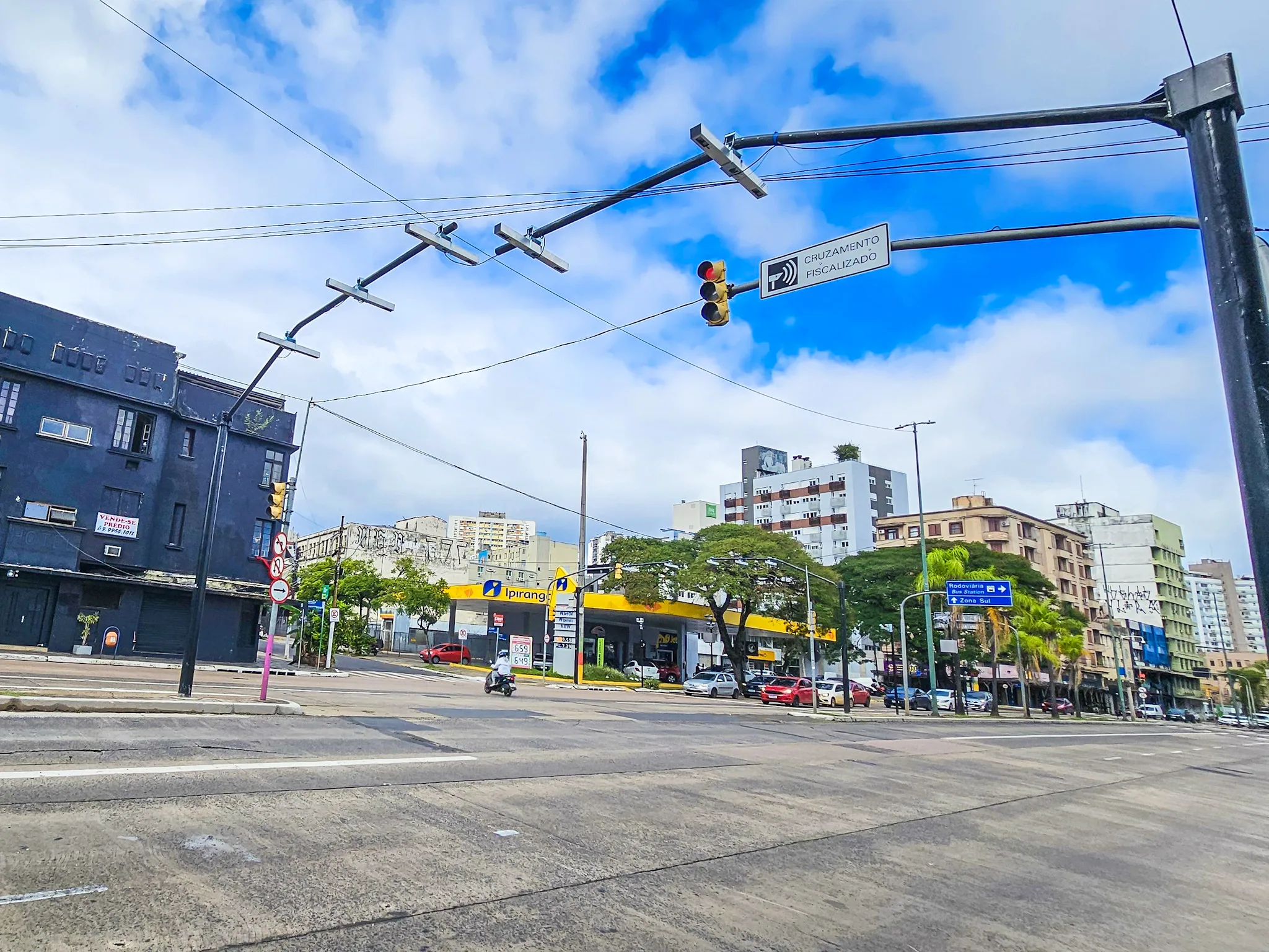 Com 9,7 milhões de veículos monitorados, EPTC surpreende com número de multas em Porto Alegre 7 Com 9,7 milhões de veículos monitorados, EPTC surpreende com número de multas em Porto Alegre