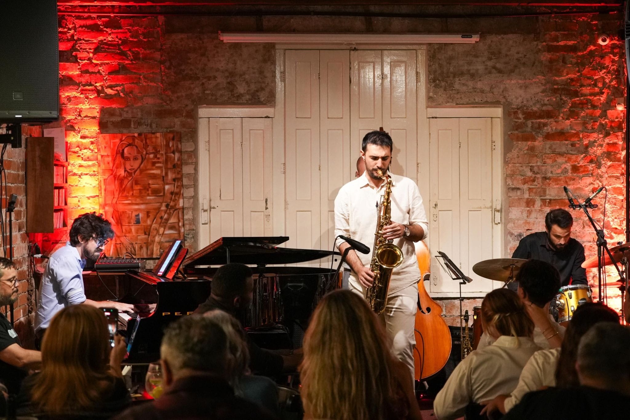 Com clássicos do jazz, espetáculo "Entre Saxes" promete noite memorável em Porto Alegre 2 Com clássicos do jazz, espetáculo “Entre Saxes” promete noite memorável em Porto Alegre