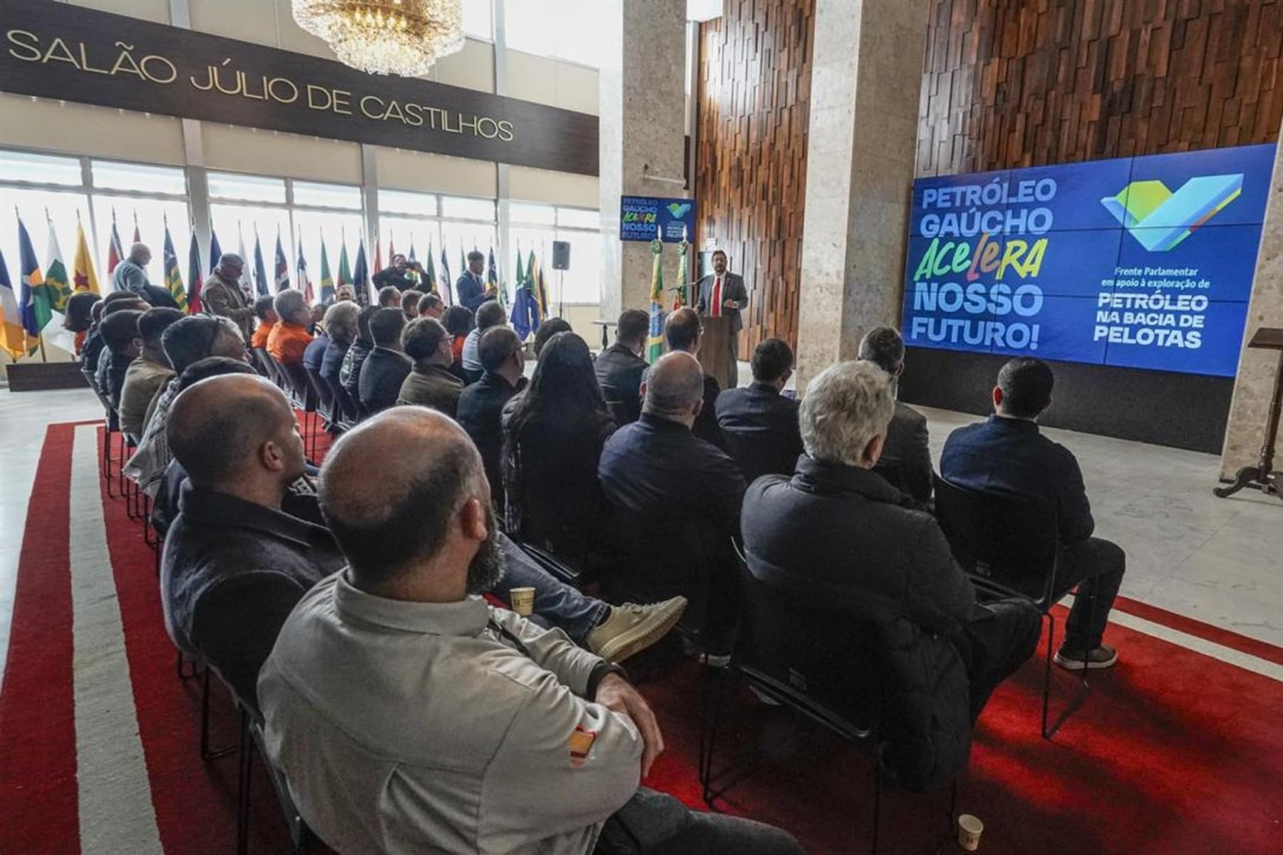 Bacia de Pelotas: Nova frente parlamentar debate exploração de petróleo que pode injetar R$ 6 trilhões no RS 2 Bacia de Pelotas: Nova frente parlamentar debate exploração de petróleo que pode injetar R$ 6 trilhões no RS