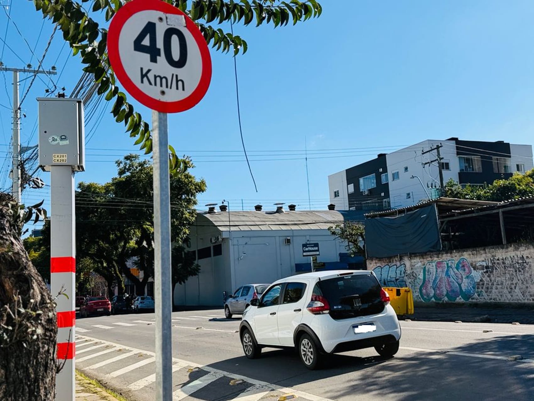 Trânsito em Caxias do Sul: Prefeito determina realocação de 3 controladores de velocidade