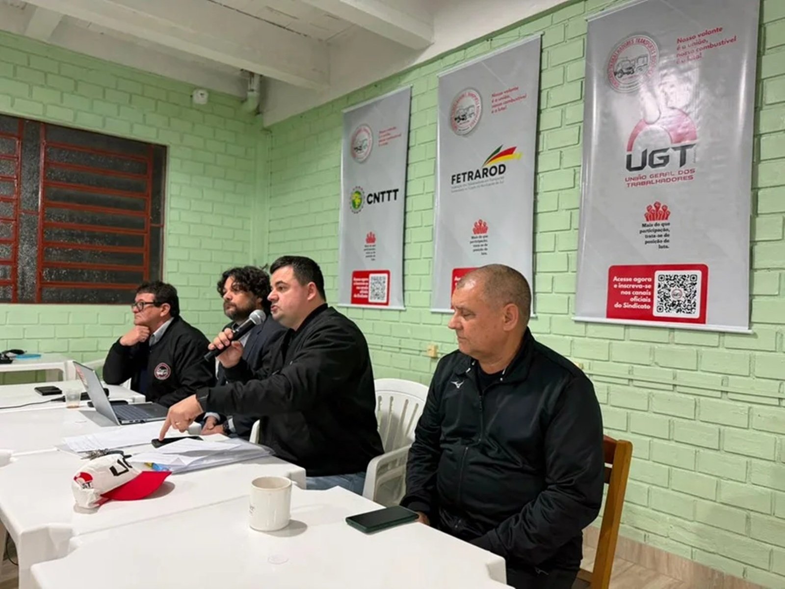 Greve de ônibus em São Leopoldo: rodoviários rejeitam proposta e param a partir desta segunda 1 metroviarios