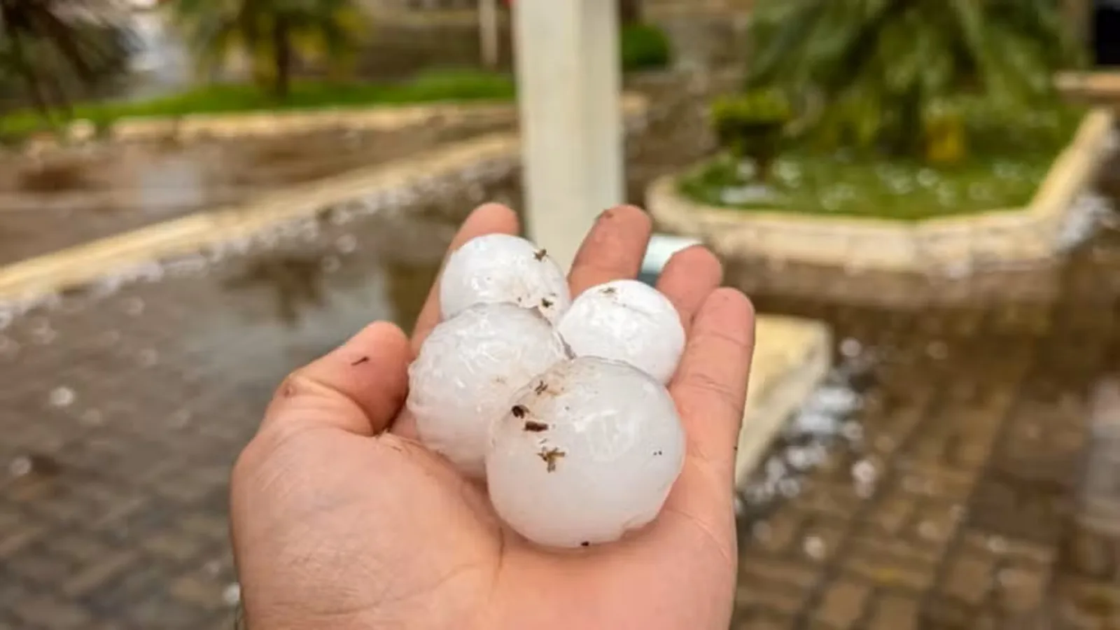 Inmet emite alerta para risco de tempestade e queda de granizo em parte do RS 1 queda de granizo temporal