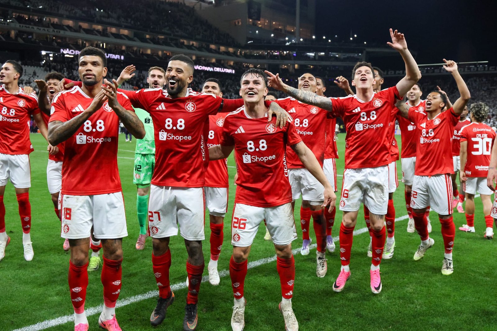 Inter garante classificação na Copa do Brasil e Pezzolano exalta postura da equipe contra o Corinthians 2 Inter garante classificação na Copa do Brasil e Pezzolano exalta postura da equipe contra o Corinthians