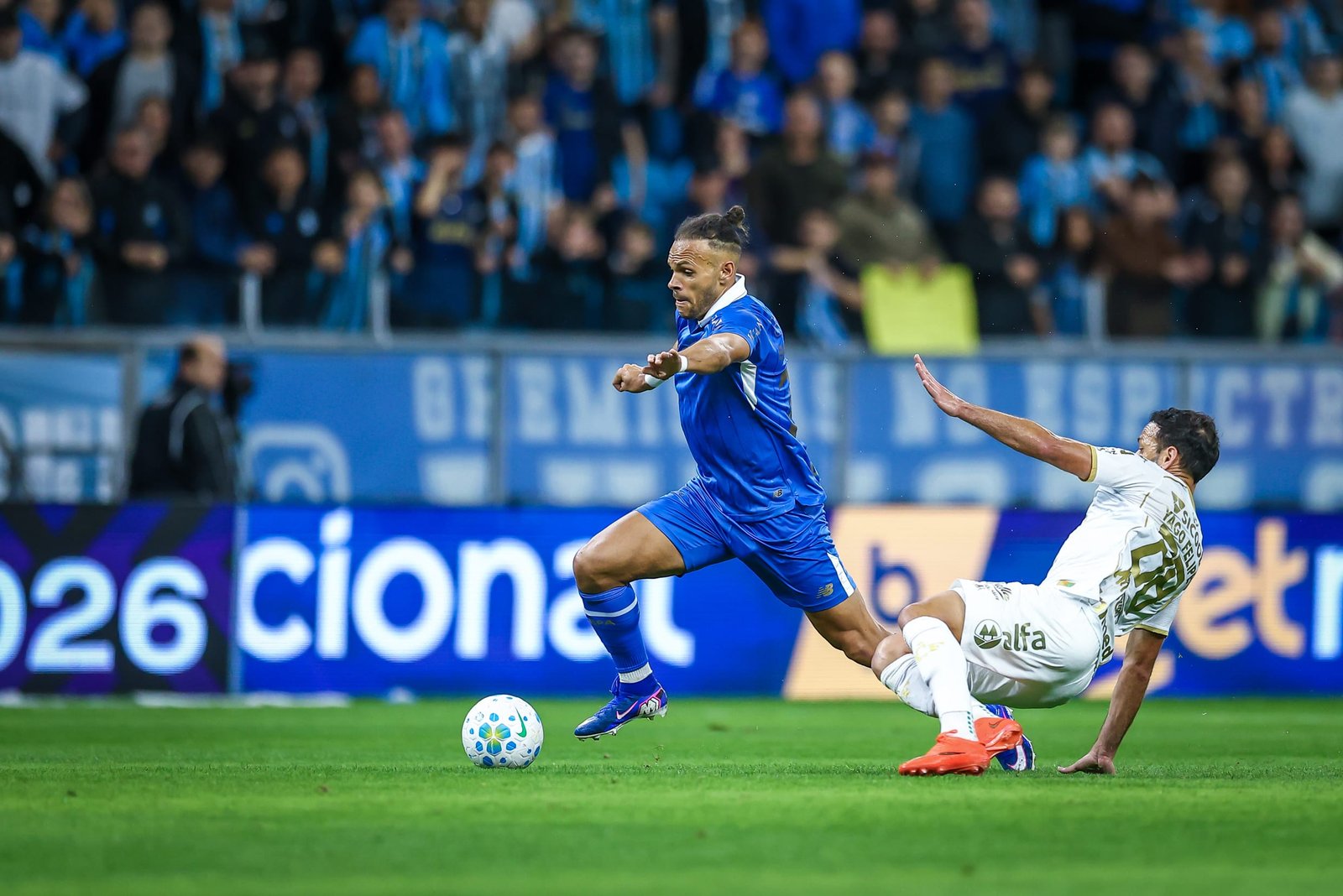 "Ansiedade e oscilação": Luís Castro faz avaliação após vitória do Grêmio na Arena 2 “Ansiedade e oscilação”: Luís Castro faz avaliação após vitória do Grêmio na Arena