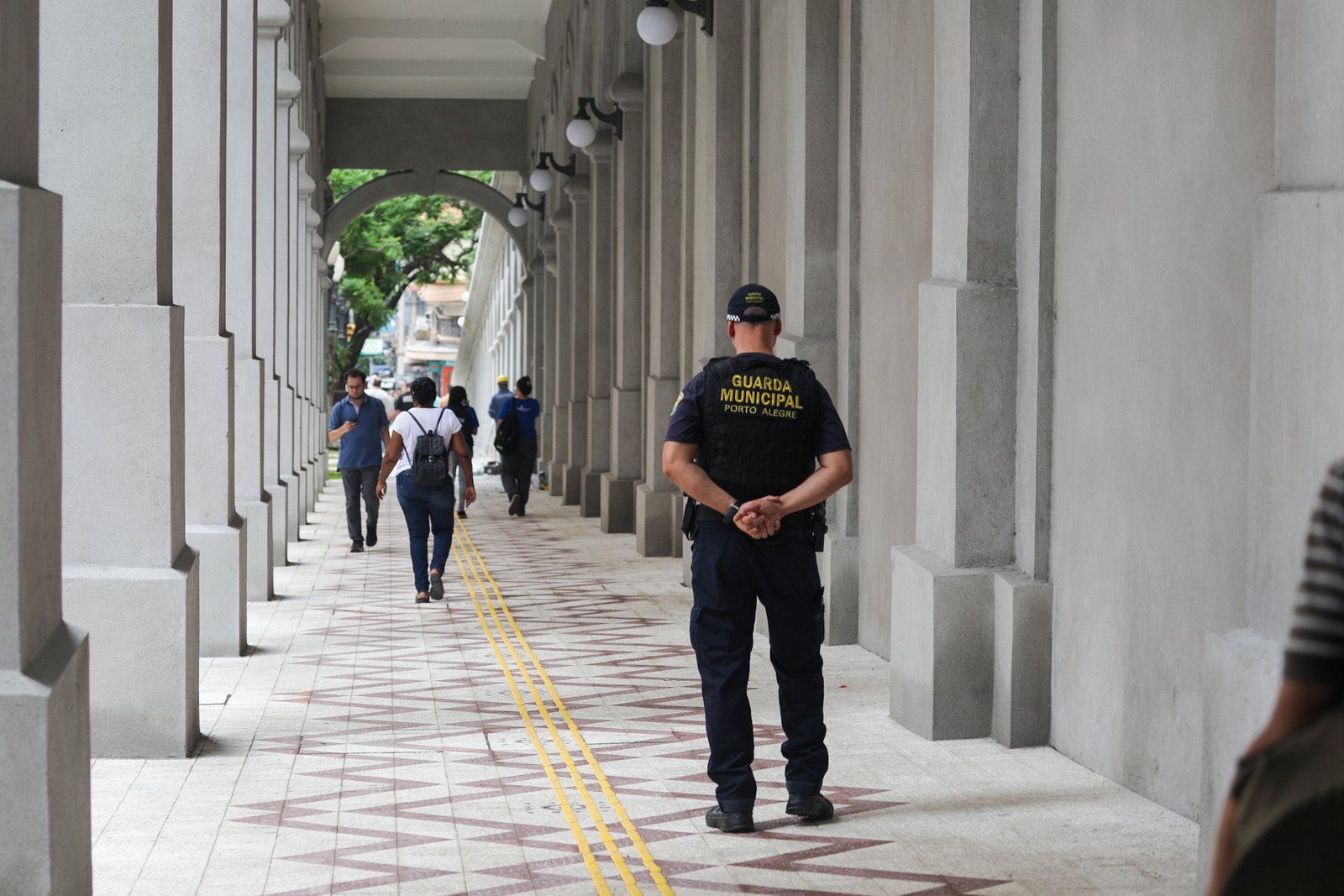 Porto Alegre: Viaduto Otávio Rocha terá vigilância patrimonial privada 3 Porto Alegre: Viaduto Otávio Rocha terá vigilância patrimonial privada