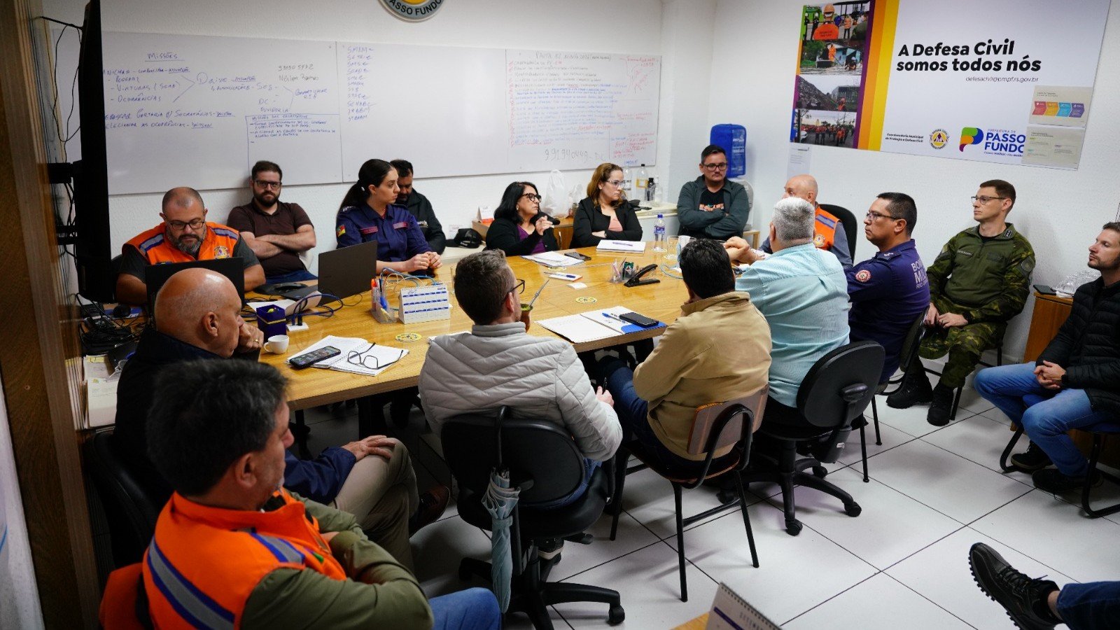 Prefeitura de Passo Fundo faz reunião estratégica com a Defesa Civil e confirma simulado 2 Prefeitura de Passo Fundo faz reunião estratégica com a Defesa Civil e confirma simulado