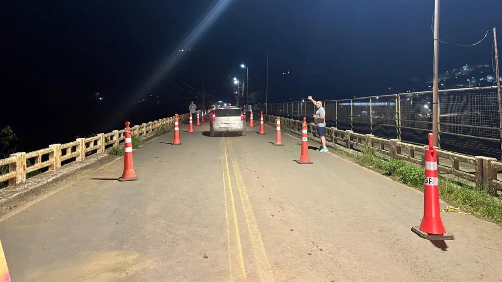 ERS-129: Trânsito para veículos leves sobre ponte entre Muçum e Encantado é liberado