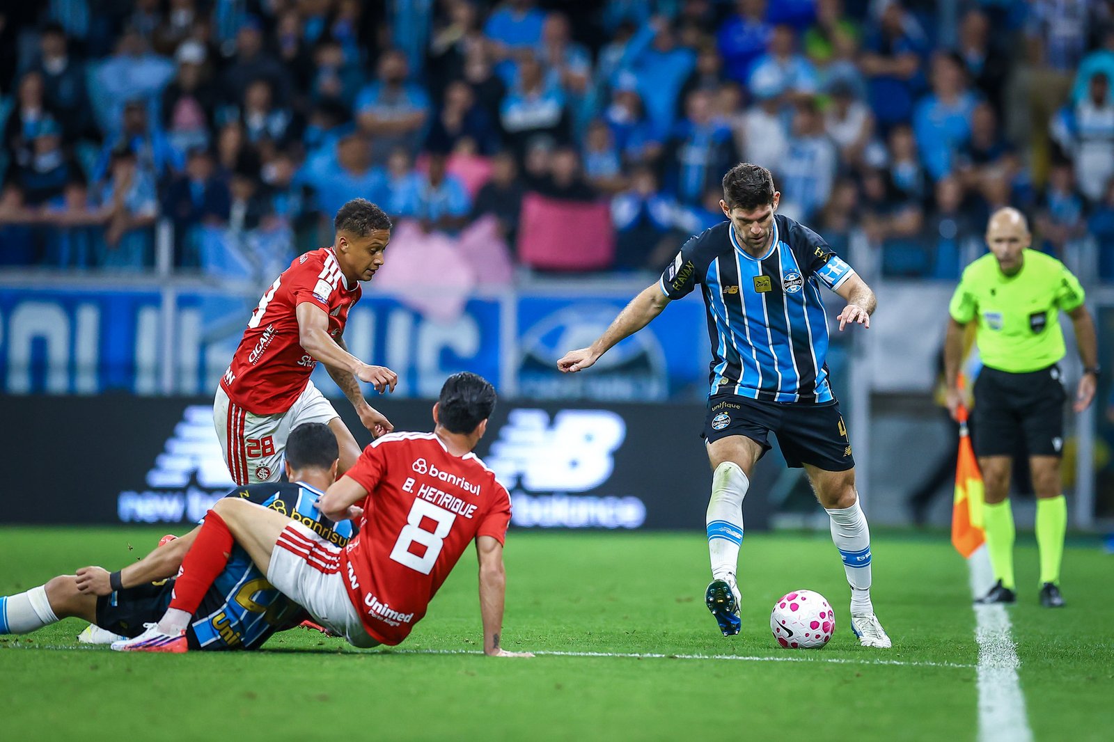 Gre-Nal do Z-4 termina empatado na Arena; veja o que disseram os técnicos de Grêmio e Inter 3 Gre-Nal do Z-4 termina empatado na Arena; veja o que disseram os técnicos de Grêmio e Inter