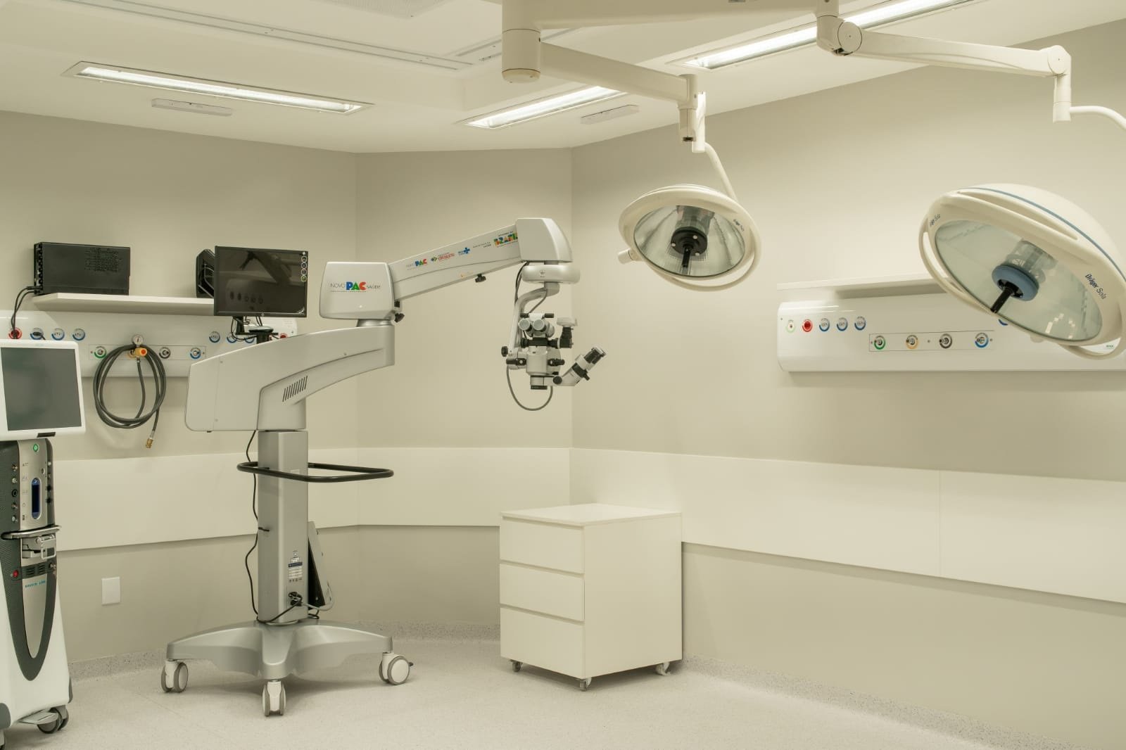 Hospital Conceição inaugura novo centro cirúrgico de oftalmologia