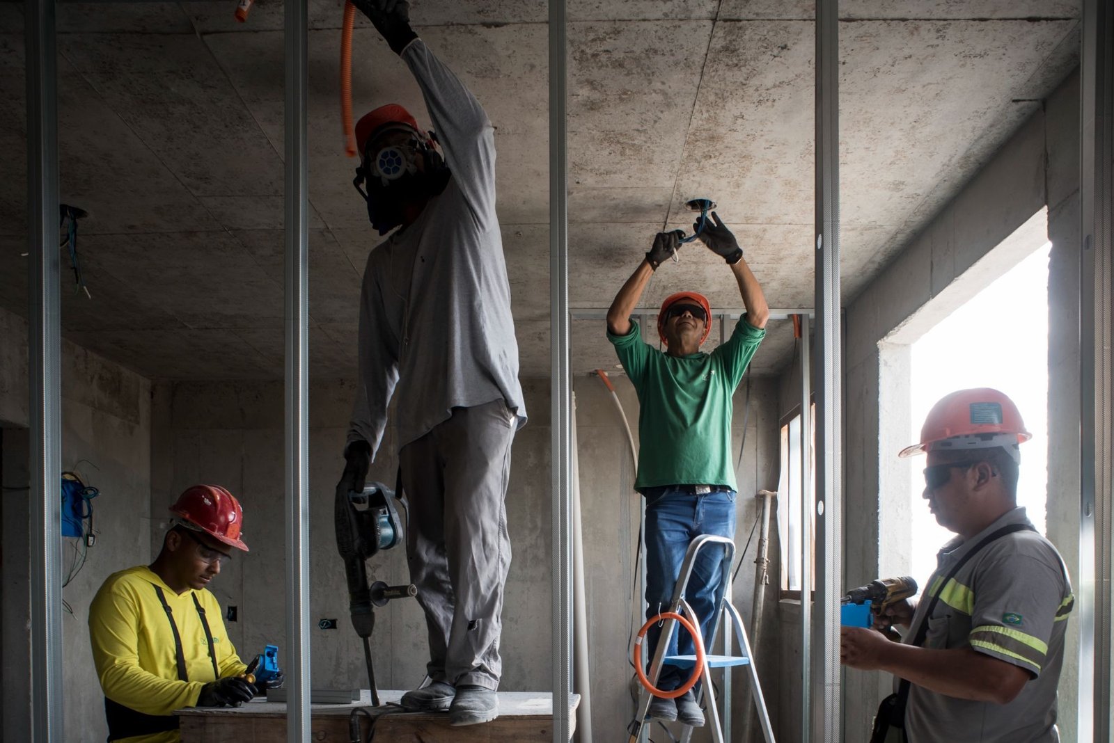 Construtora abre 67 vagas de emprego em canteiros de obras em Porto Alegre, Gravataí e Canoas 2 Construtora abre 67 vagas de emprego em canteiros de obras em Porto Alegre, Gravataí e Canoas